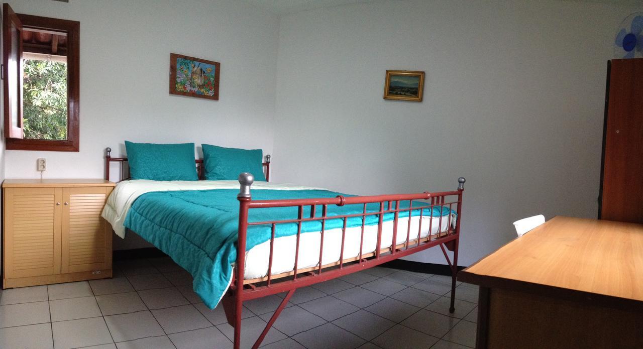 De Riau Guesthouse บันดุง ห้อง รูปภาพ