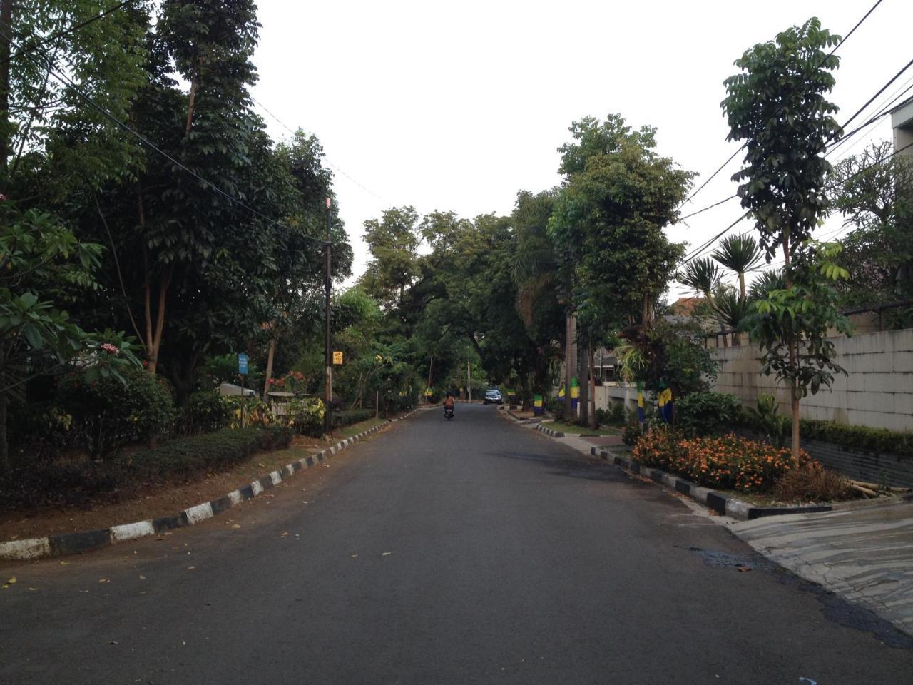De Riau Guesthouse บันดุง ภายนอก รูปภาพ